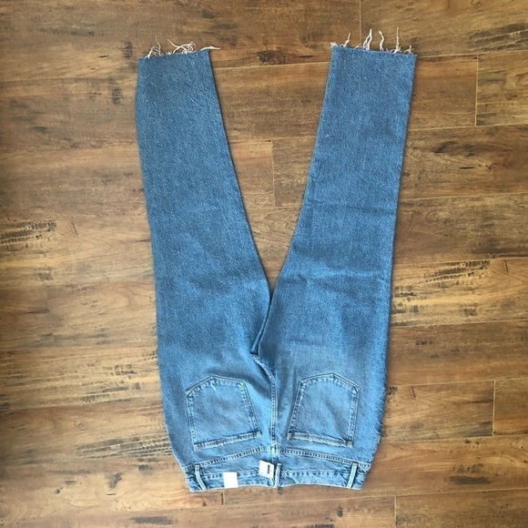 ***nwt*** GOOD AMERICAN Weekender High-Waisted Jeans - Picture 11 of 16